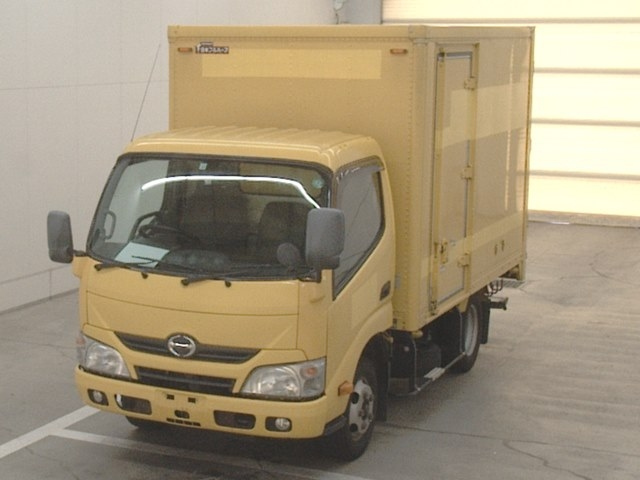 HINO DUTRO 2014