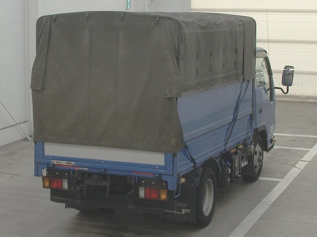 ISUZU ELF 2020