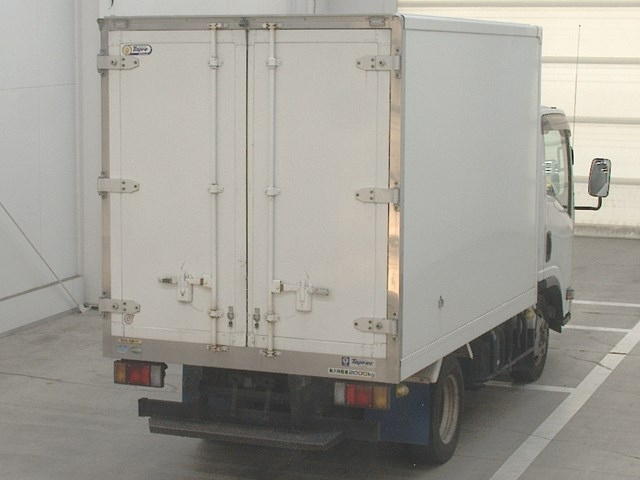 ISUZU ELF 2015