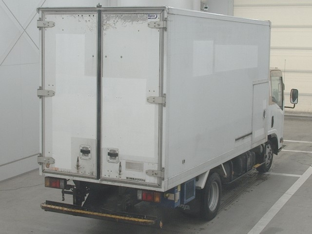 ISUZU ELF 2011