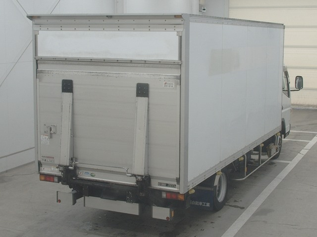 MITSUBISHI CANTER 2018