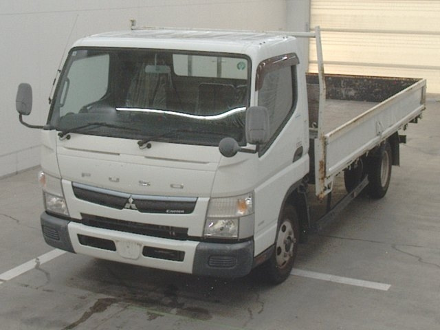 MITSUBISHI CANTER 2018