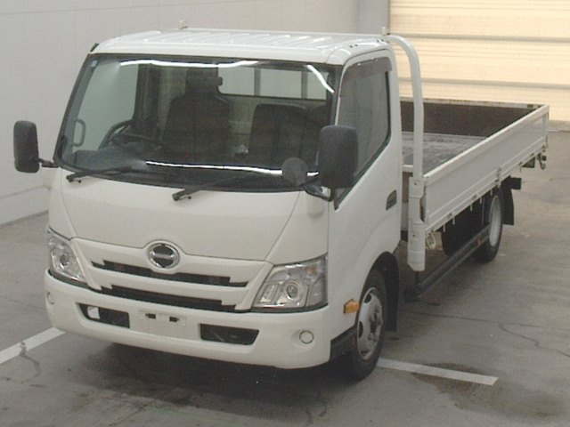 HINO DUTRO 2020