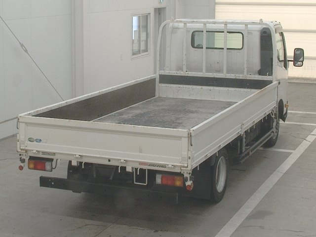 HINO DUTRO 2020