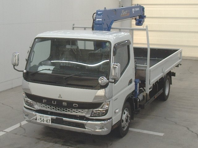 MITSUBISHI CANTER 2024