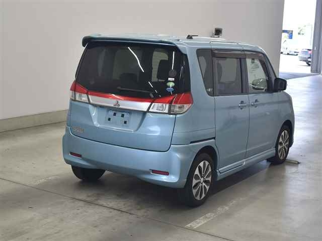 MITSUBISHI DELICA D2 2014