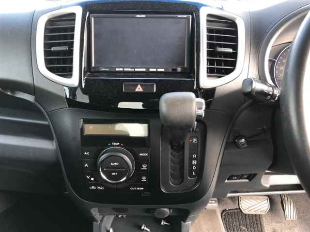 MITSUBISHI DELICA D2 2014