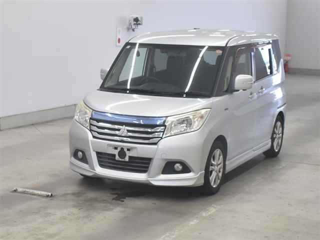 MITSUBISHI DELICA D2 2017