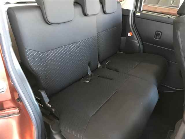 TOYOTA ROOMY 2018