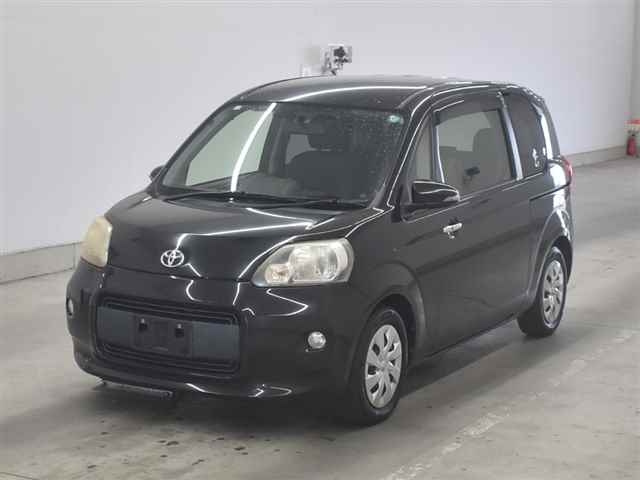 TOYOTA PORTE 2012