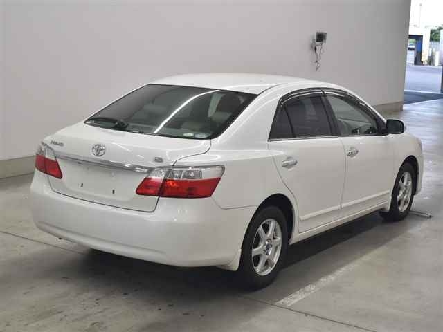TOYOTA PREMIO 2009