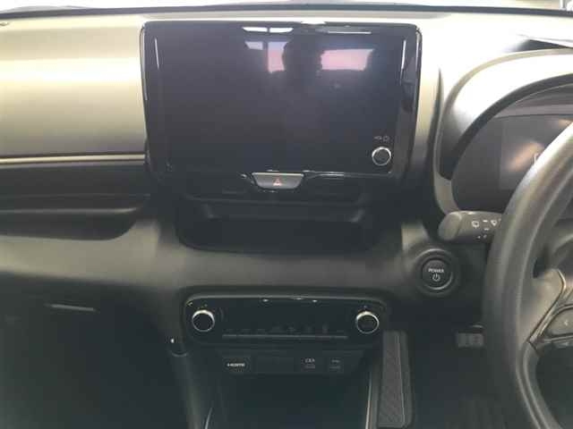 TOYOTA YARIS 2024