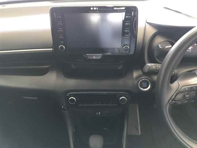 TOYOTA YARIS 2024