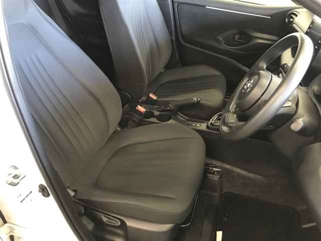 TOYOTA YARIS 2024