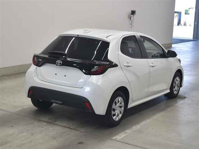 TOYOTA YARIS 2024