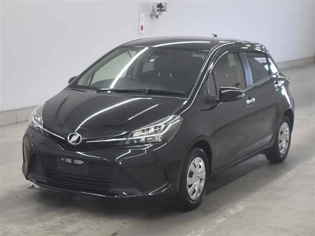 TOYOTA VITZ 2016