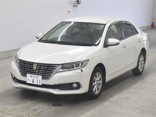 TOYOTA PREMIO 2018