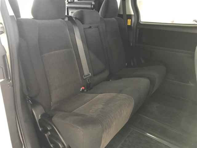 TOYOTA ALPHARD 2012