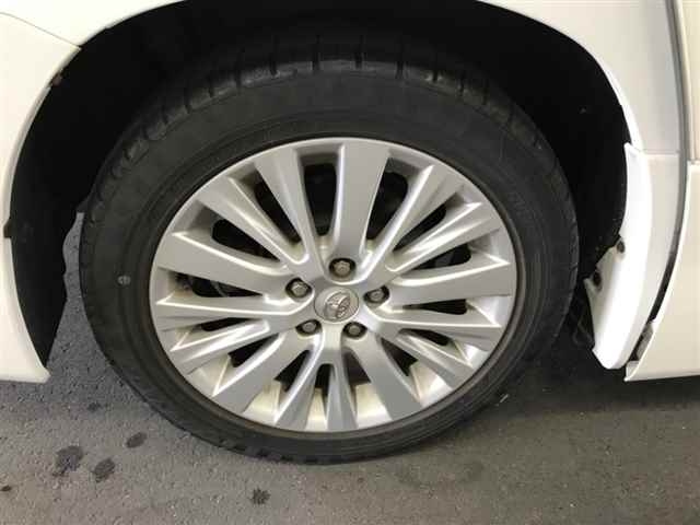 TOYOTA ALPHARD 2012