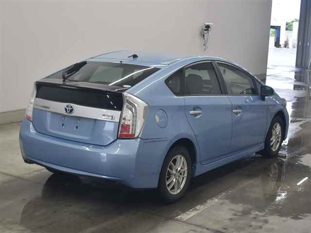TOYOTA PRIUS PHV 2012