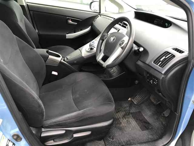 TOYOTA PRIUS PHV 2012