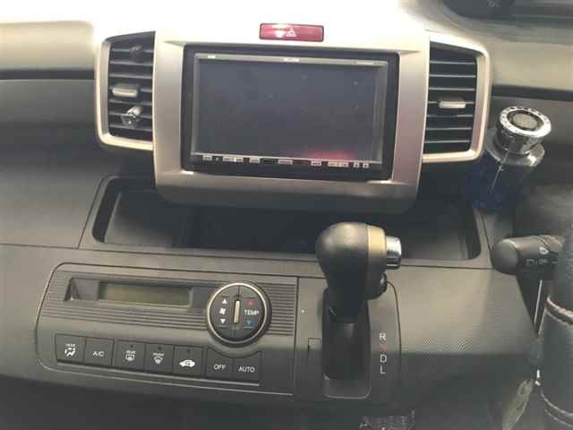 HONDA FREED 2010