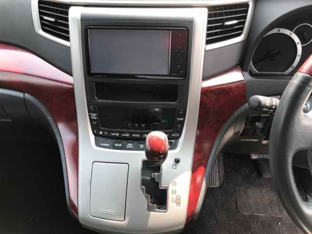 TOYOTA ALPHARD 2008