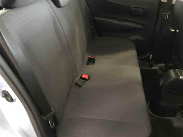 TOYOTA VITZ 2012