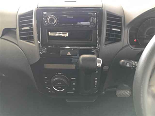 NISSAN ROOX 2010