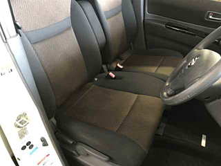 NISSAN ROOX 2010
