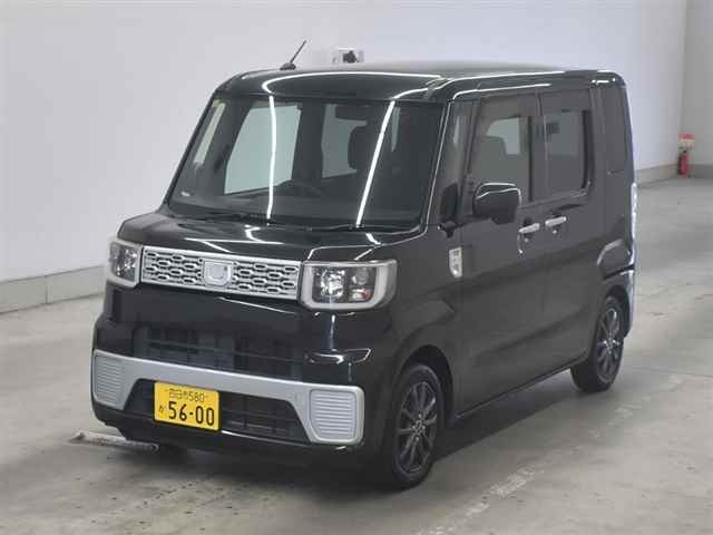 DAIHATSU WAKE 2015