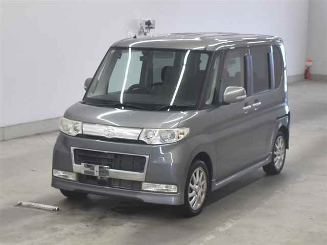 DAIHATSU TANTO 2008
