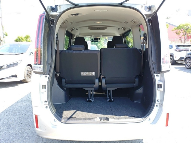 TOYOTA NOAH 2020