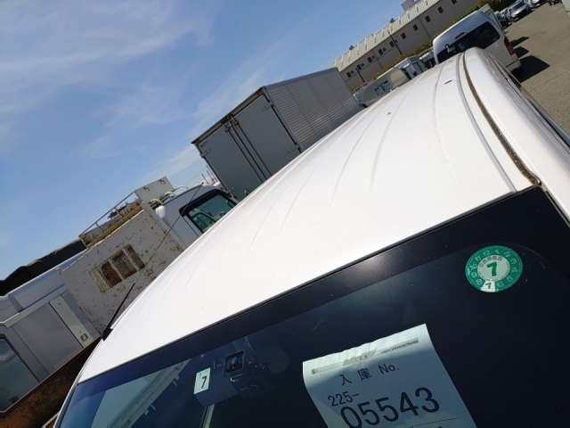 NISSAN NV200 2019
