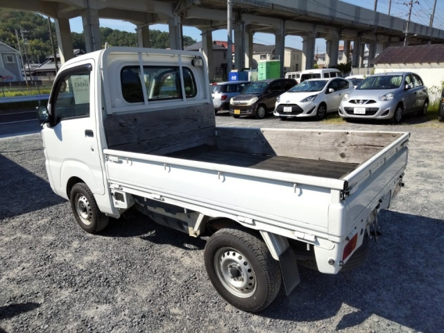 DAIHATSU HIJET TRUCK 2019