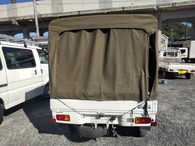 DAIHATSU HIJET TRUCK 2013
