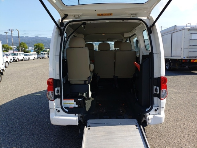 NISSAN NV200 2016