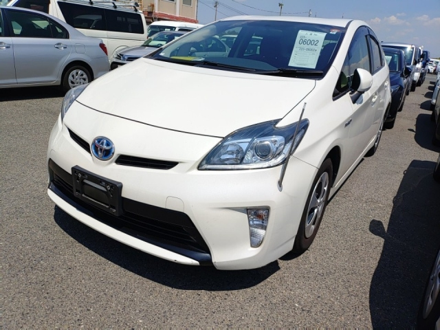 TOYOTA PRIUS 2014