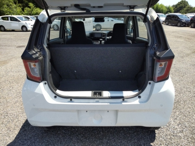 DAIHATSU MIRA E S 2020