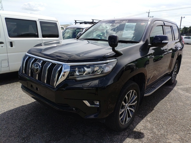 TOYOTA LAND CRUISER PRADO 2020
