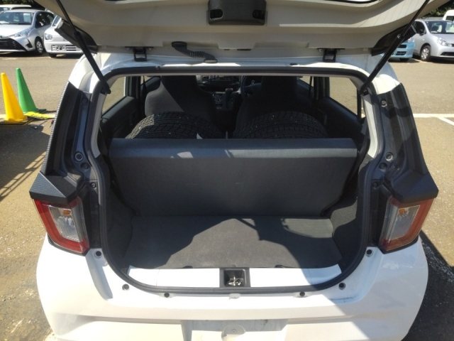 DAIHATSU MIRA E S 2020