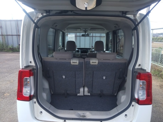 DAIHATSU TANTO 2016
