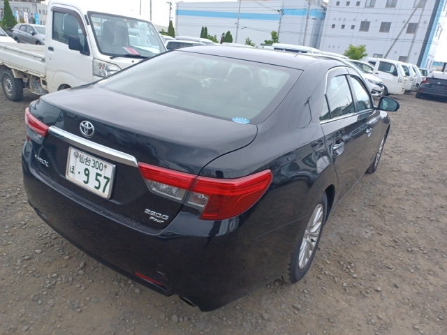 TOYOTA MARK X 2015
