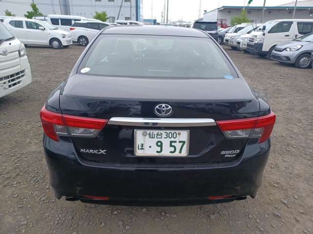 TOYOTA MARK X 2015