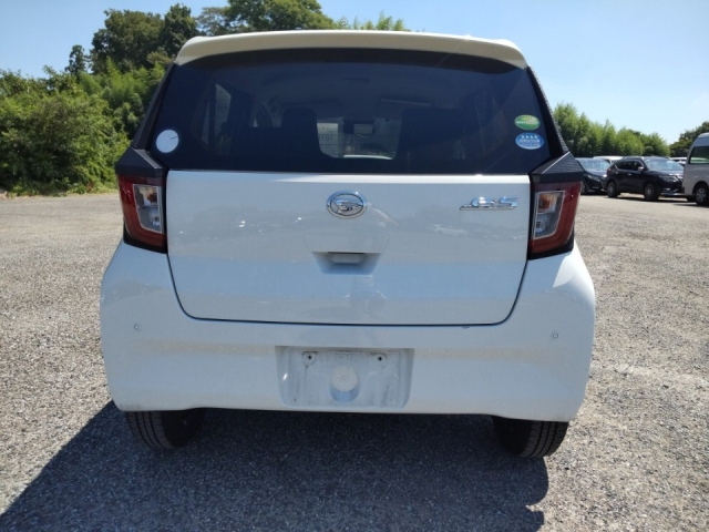 DAIHATSU MIRA E S 2020