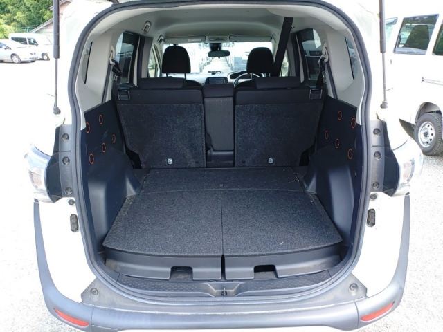 TOYOTA SIENTA 2020