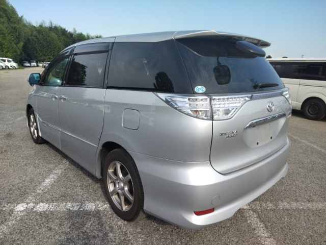 TOYOTA ESTIMA HYBRID 2009