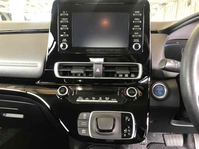 TOYOTA AQUA 2023