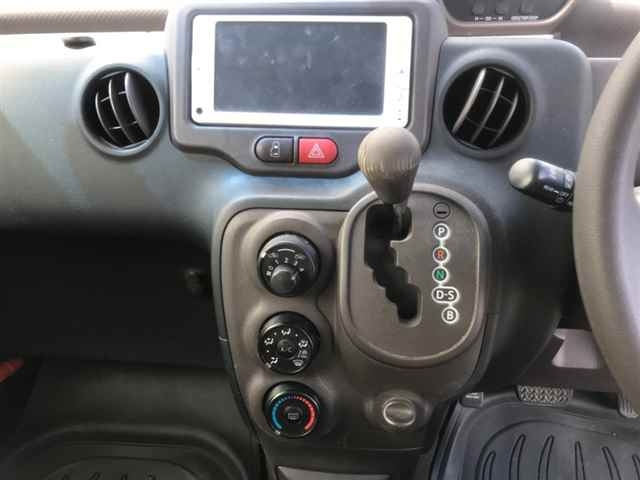 TOYOTA SPADE 2012