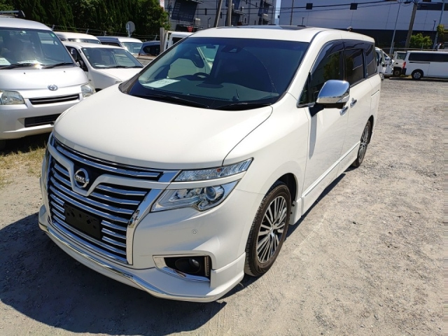 NISSAN ELGRAND 2019